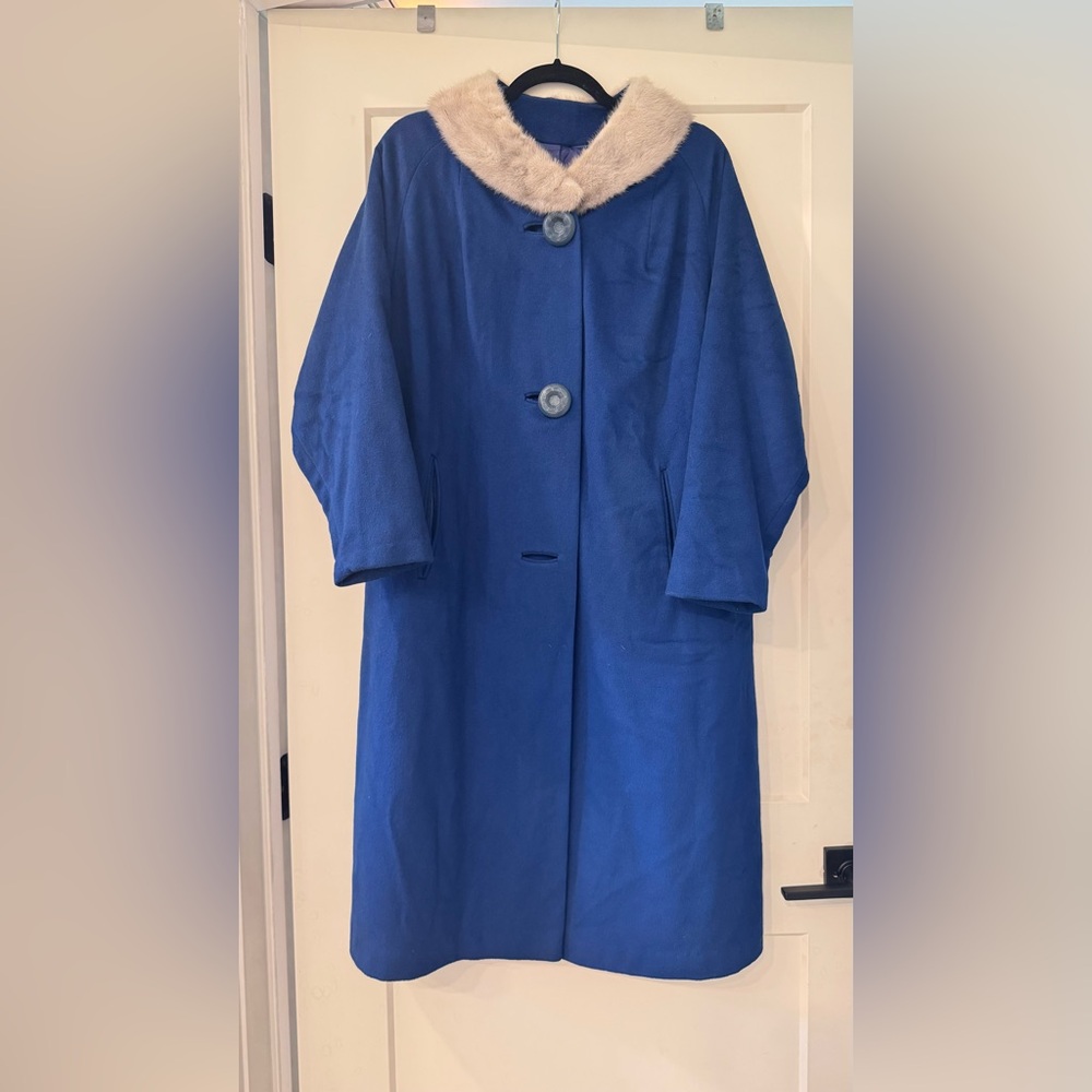 Elegant Blue Women's Coat